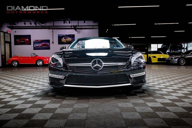 Photo of 2016 Jet Black Mercedes-Benz AMG SL