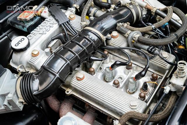 Photo of 1986 Black Alfa Romeo Spider