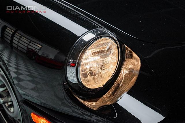 Photo of 1986 Black Alfa Romeo Spider