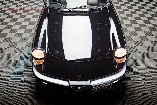 Photo of 1986 Black Alfa Romeo Spider