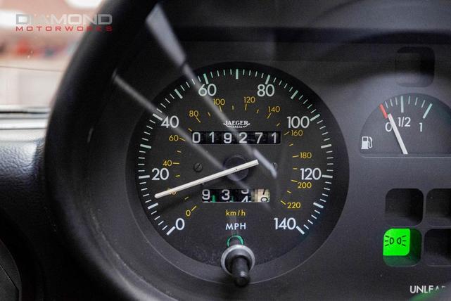 Photo of 1986 Black Alfa Romeo Spider