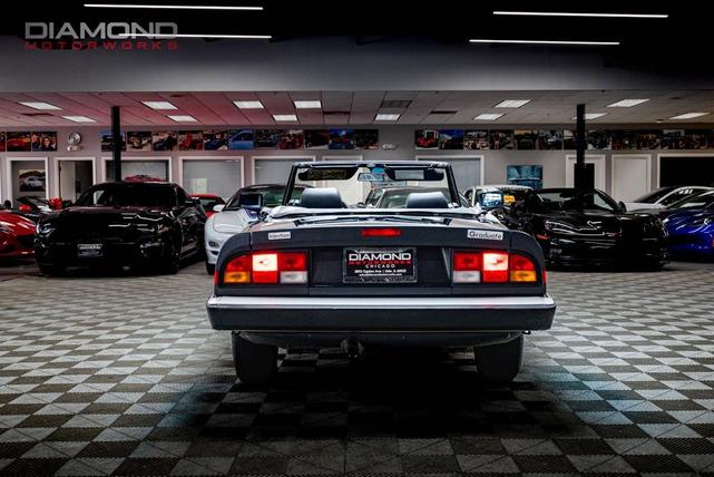 Photo of 1986 Black Alfa Romeo Spider