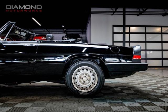 Photo of 1986 Black Alfa Romeo Spider