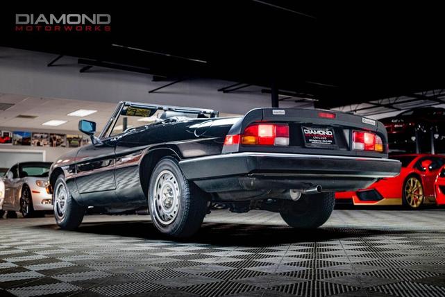 Photo of 1986 Black Alfa Romeo Spider