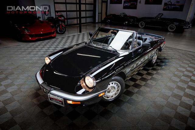 Photo of 1986 Black Alfa Romeo Spider