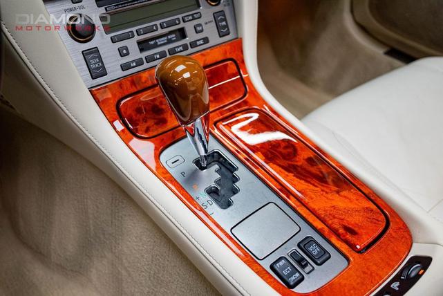 Photo of 2006 Mercury Metallic Lexus SC 430
