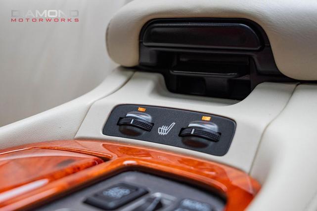 Photo of 2006 Mercury Metallic Lexus SC 430