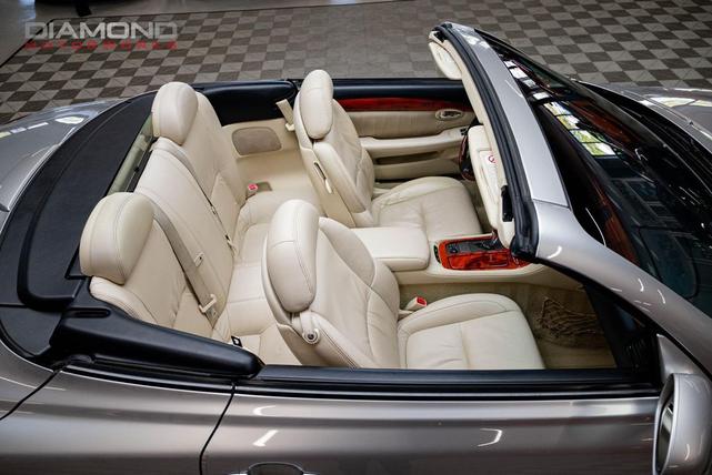 Photo of 2006 Mercury Metallic Lexus SC 430