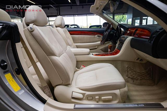 Photo of 2006 Mercury Metallic Lexus SC 430