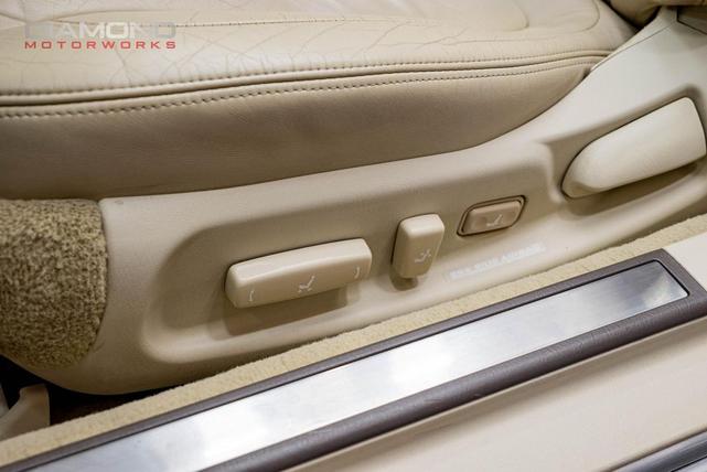 Photo of 2006 Mercury Metallic Lexus SC 430