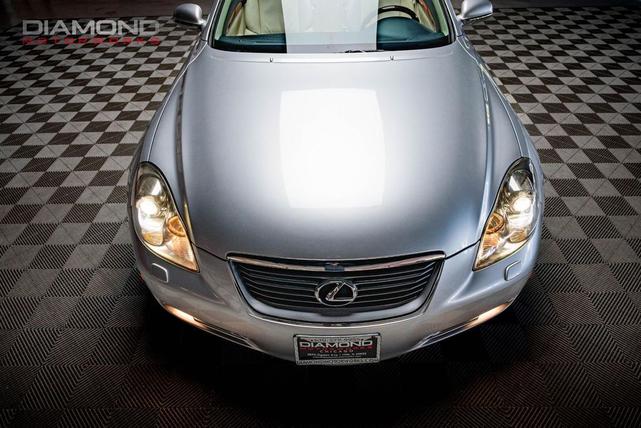 Photo of 2006 Mercury Metallic Lexus SC 430