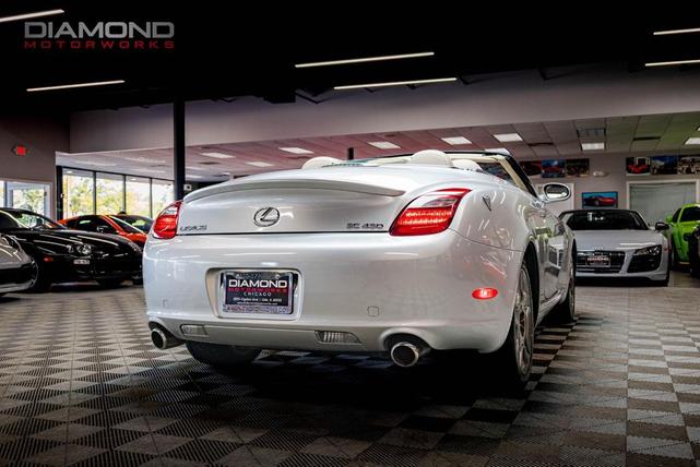 Photo of 2006 Mercury Metallic Lexus SC 430