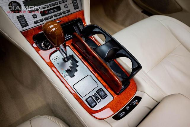 Photo of 2006 Mercury Metallic Lexus SC 430
