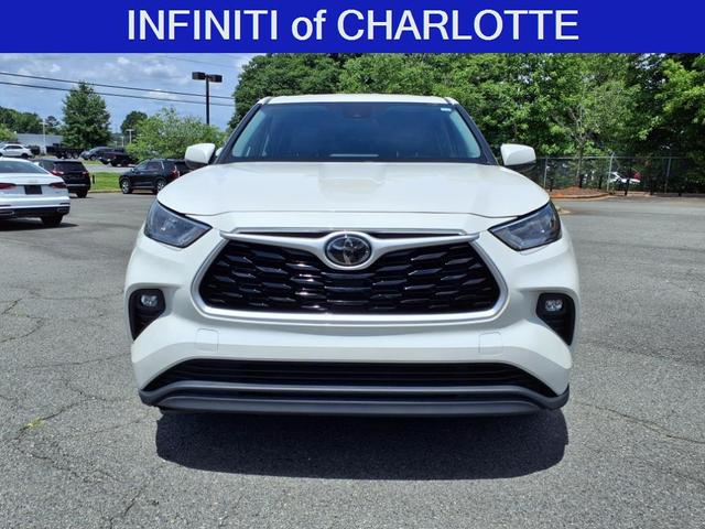 Photo of 2020 Blizzard Pearl Toyota Highlander
