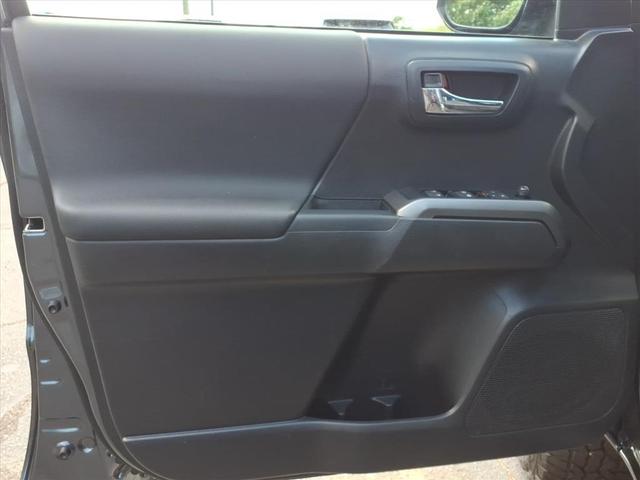 Photo of 2023 GRAY Toyota Tacoma