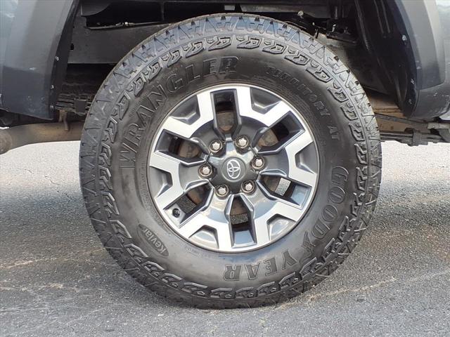 Photo of 2023 GRAY Toyota Tacoma