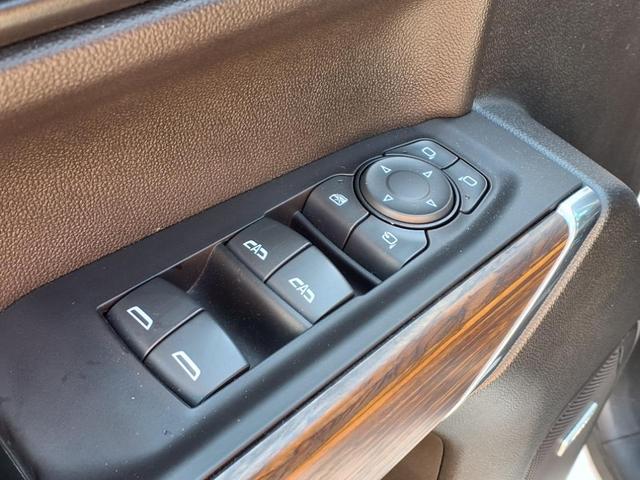 Photo of 2020 Iridescent Pearl Tricoat Chevrolet Silverado 1500