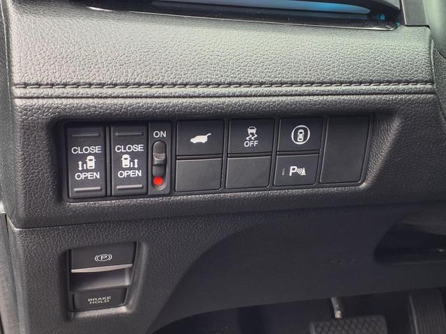 Photo of 2023 Crystal Black Pearl Honda Odyssey