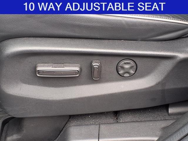 Photo of 2023 Crystal Black Pearl Honda Odyssey