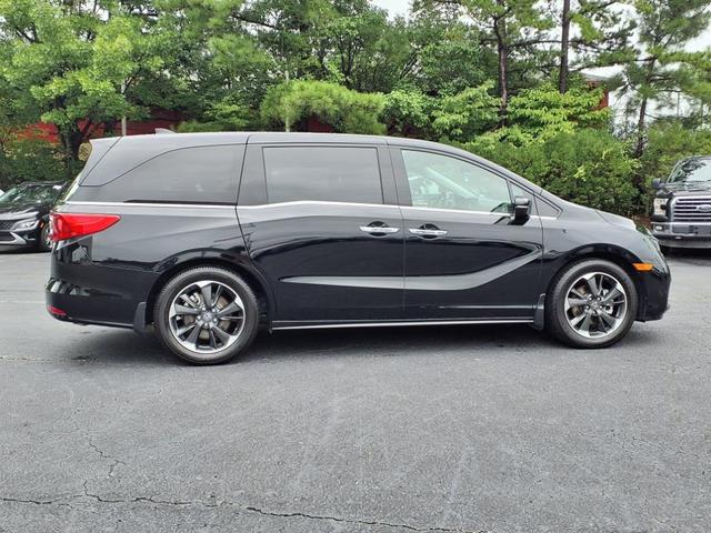 Photo of 2023 Crystal Black Pearl Honda Odyssey