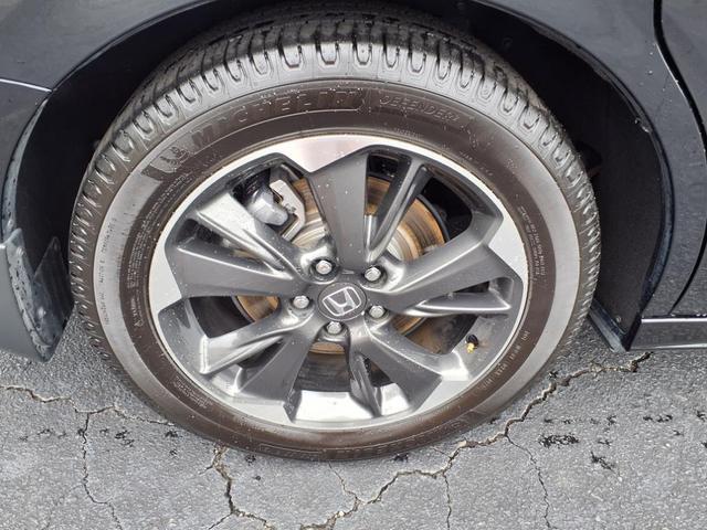 Photo of 2023 Crystal Black Pearl Honda Odyssey