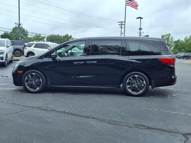 Photo of 2023 Crystal Black Pearl Honda Odyssey