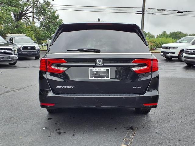 Photo of 2023 Crystal Black Pearl Honda Odyssey