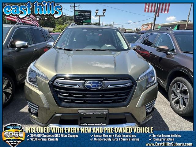 Photo of 2023 Autumn Green Metallic Subaru Forester