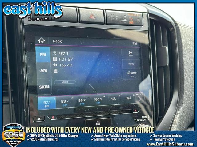 Photo of 2022 Ice Silver Metallic Subaru Ascent
