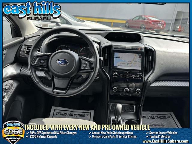 Photo of 2022 Ice Silver Metallic Subaru Ascent