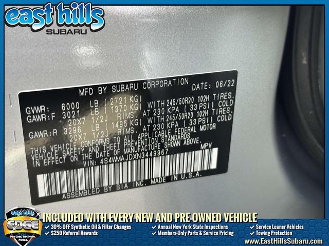 Photo of 2022 Ice Silver Metallic Subaru Ascent