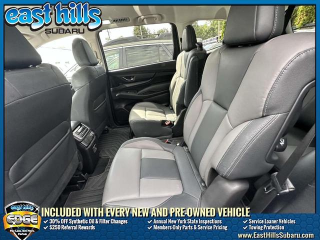 Photo of 2022 Ice Silver Metallic Subaru Ascent