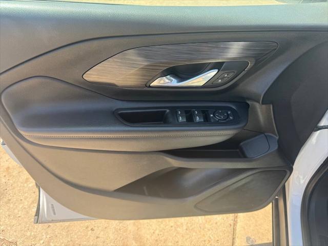 Photo of 2020 WHITE GMC Terrain