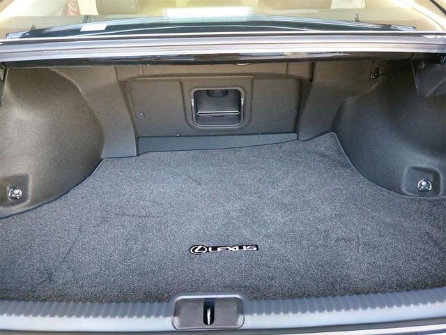 Photo of 2025 Cavair Lexus ES 300h