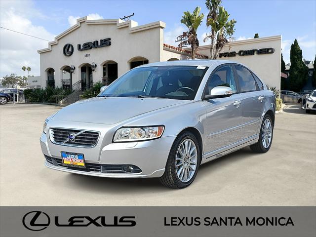 2010 Volvo S40