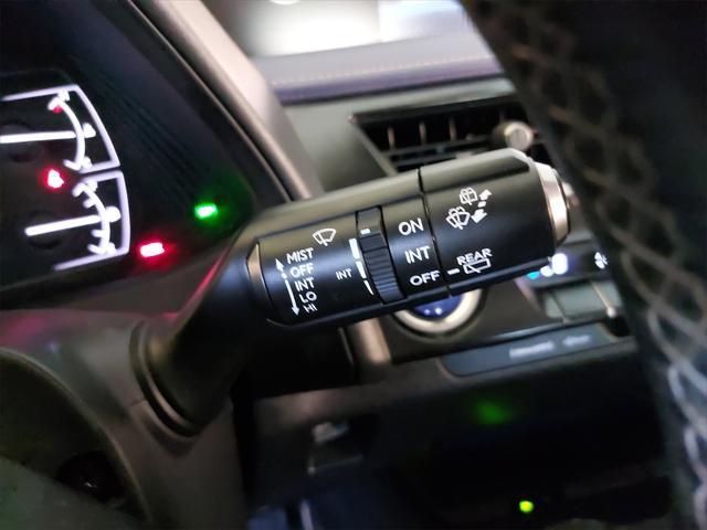 Photo of 2020 Dark Gray Metallic Lexus UX 250h