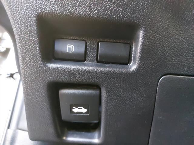Photo of 2020 Dark Gray Metallic Lexus UX 250h