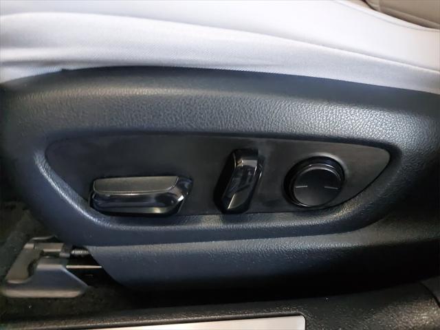Photo of 2020 Dark Gray Metallic Lexus UX 250h