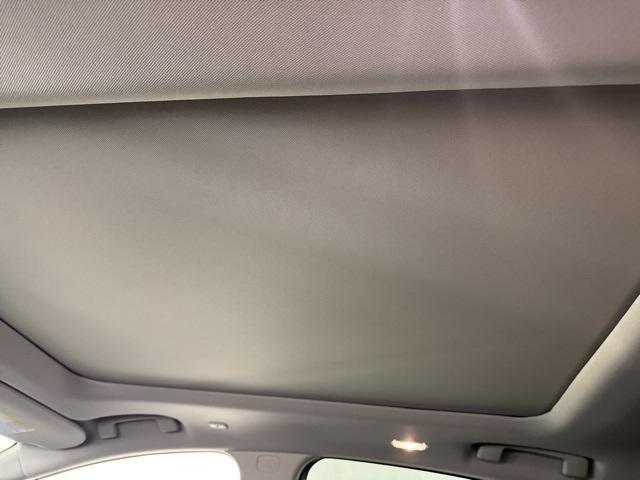 Photo of 2025 Brilliant Silver Metallic Nissan Murano