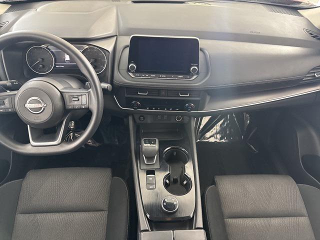 Photo of 2024 Scarlet Ember Tintcoat Nissan Rogue