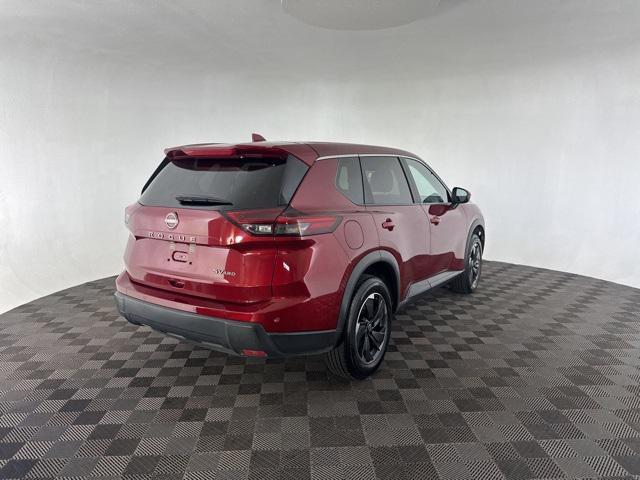 Photo of 2024 Scarlet Ember Tintcoat Nissan Rogue