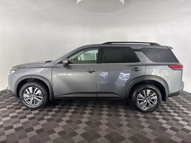 Photo of 2025 Gun Metallic Nissan Pathfinder