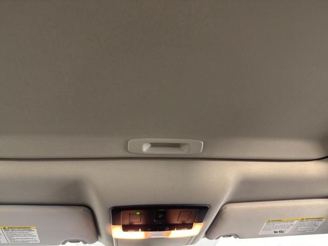 Photo of 2024 Super Black Clearcoat Nissan Altima