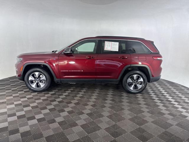Photo of 2024 Velvet Red Pearlcoat Jeep Grand Cherokee 4xe