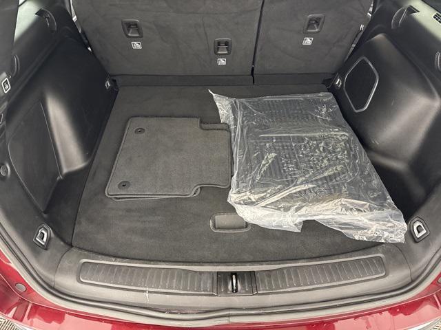 Photo of 2024 Velvet Red Pearlcoat Jeep Grand Cherokee 4xe