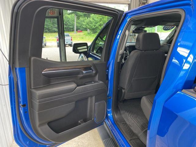 Photo of 2022 Glacier Blue Metallic Chevrolet Silverado 1500
