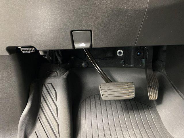 Photo of 2022 Glacier Blue Metallic Chevrolet Silverado 1500