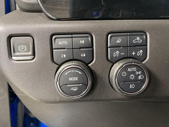 Photo of 2022 Glacier Blue Metallic Chevrolet Silverado 1500