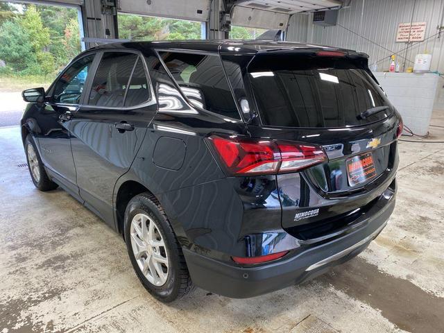 Photo of 2022 Mosaic Black Metallic Chevrolet Equinox