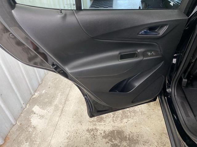 Photo of 2022 Mosaic Black Metallic Chevrolet Equinox